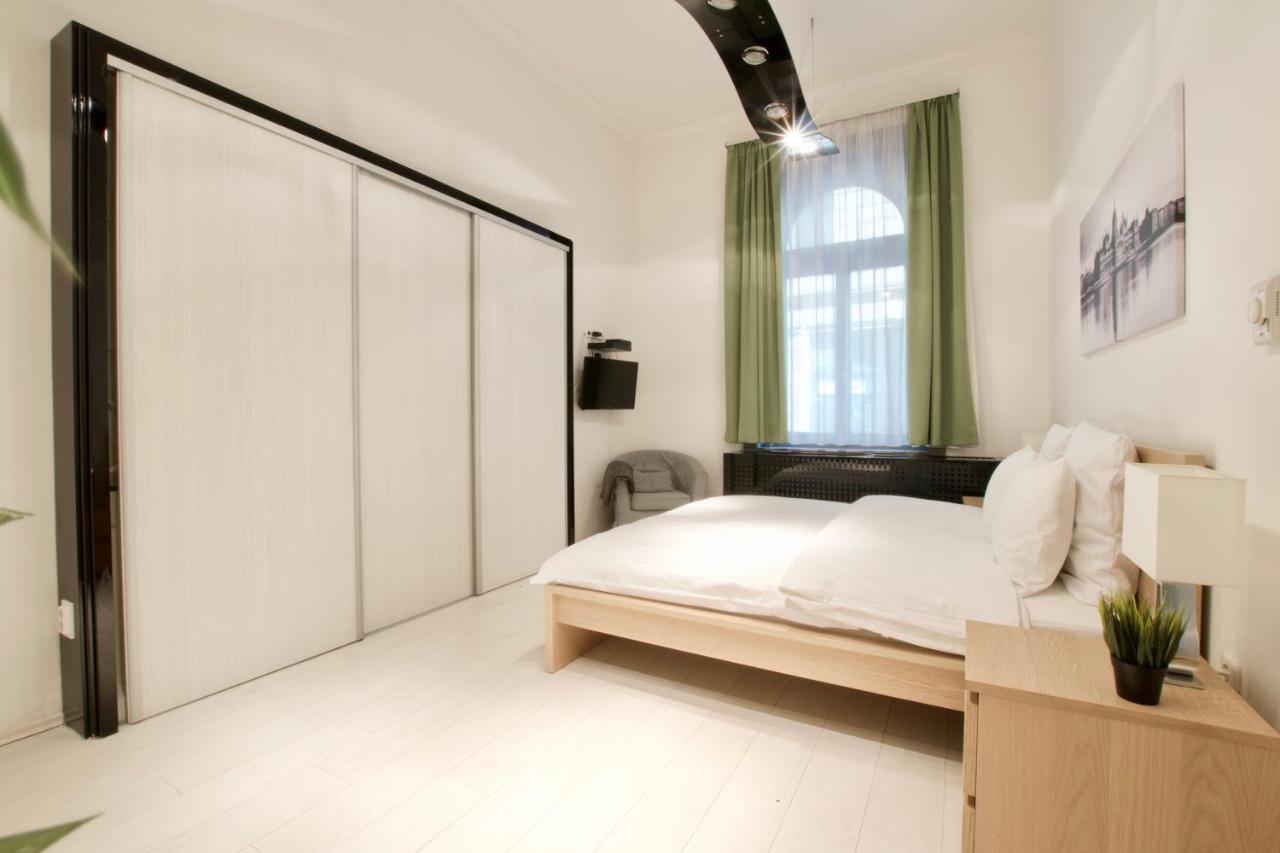 St. King 1 By Hi5 Apartments Budapest Exterior foto