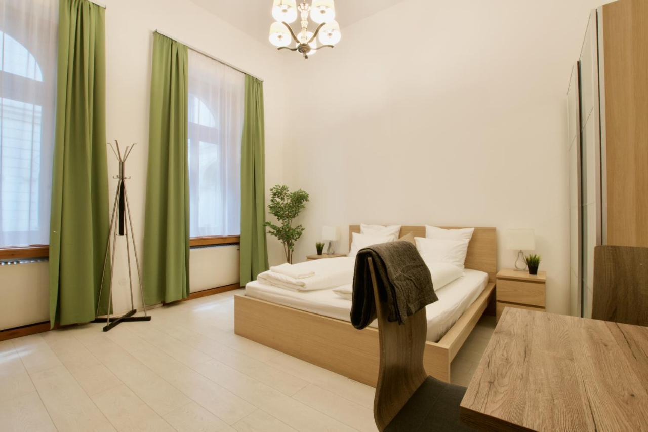 St. King 1 By Hi5 Apartments Budapest Exterior foto